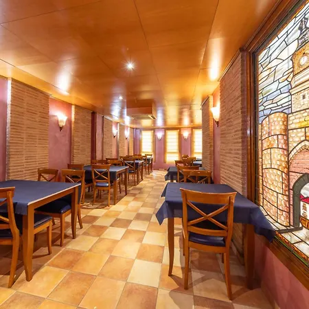 Sin Recep24h Puerta De La - Pet Friendly & Restaurante Guest house 3*