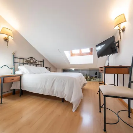 Sin Recep24h Puerta De La - Pet Friendly & Restaurante * Almazán