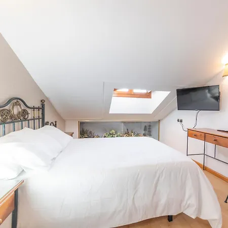 Sin Recep24h Puerta De La - Pet Friendly & Restaurante * Almazán