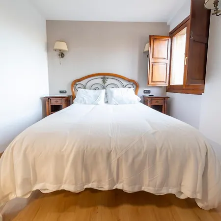 Gasthuis Sin Recep24h Puerta De La - Pet Friendly & Restaurante Almazán