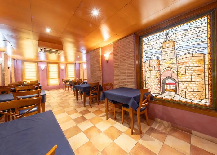 Vendégház Sin Recep24h Puerta De La - Pet Friendly & Restaurante