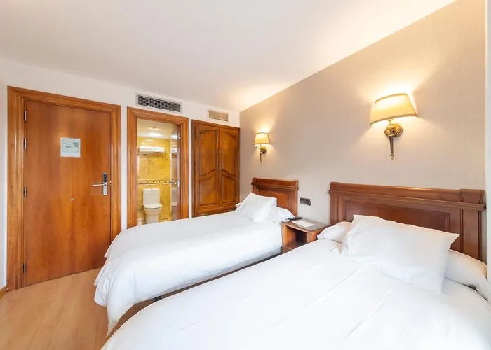 Sin Recep24h Puerta De La - Pet Friendly & Restaurante Vendégház